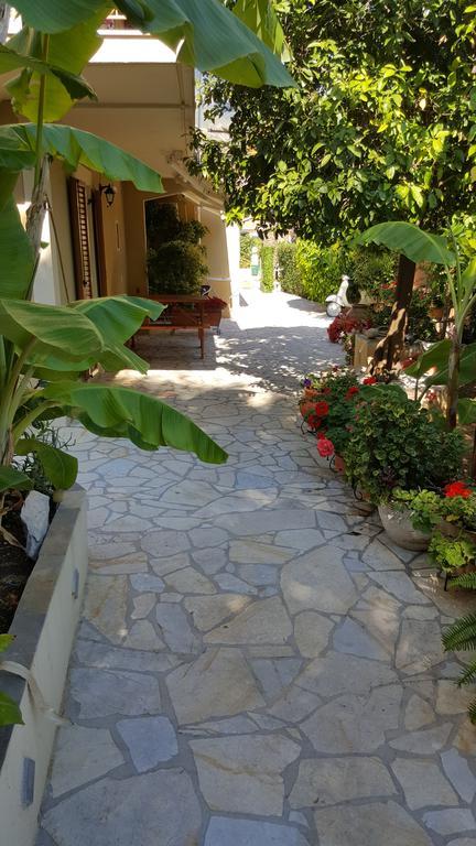 לואורדטה Epi Apartments מראה חיצוני תמונה