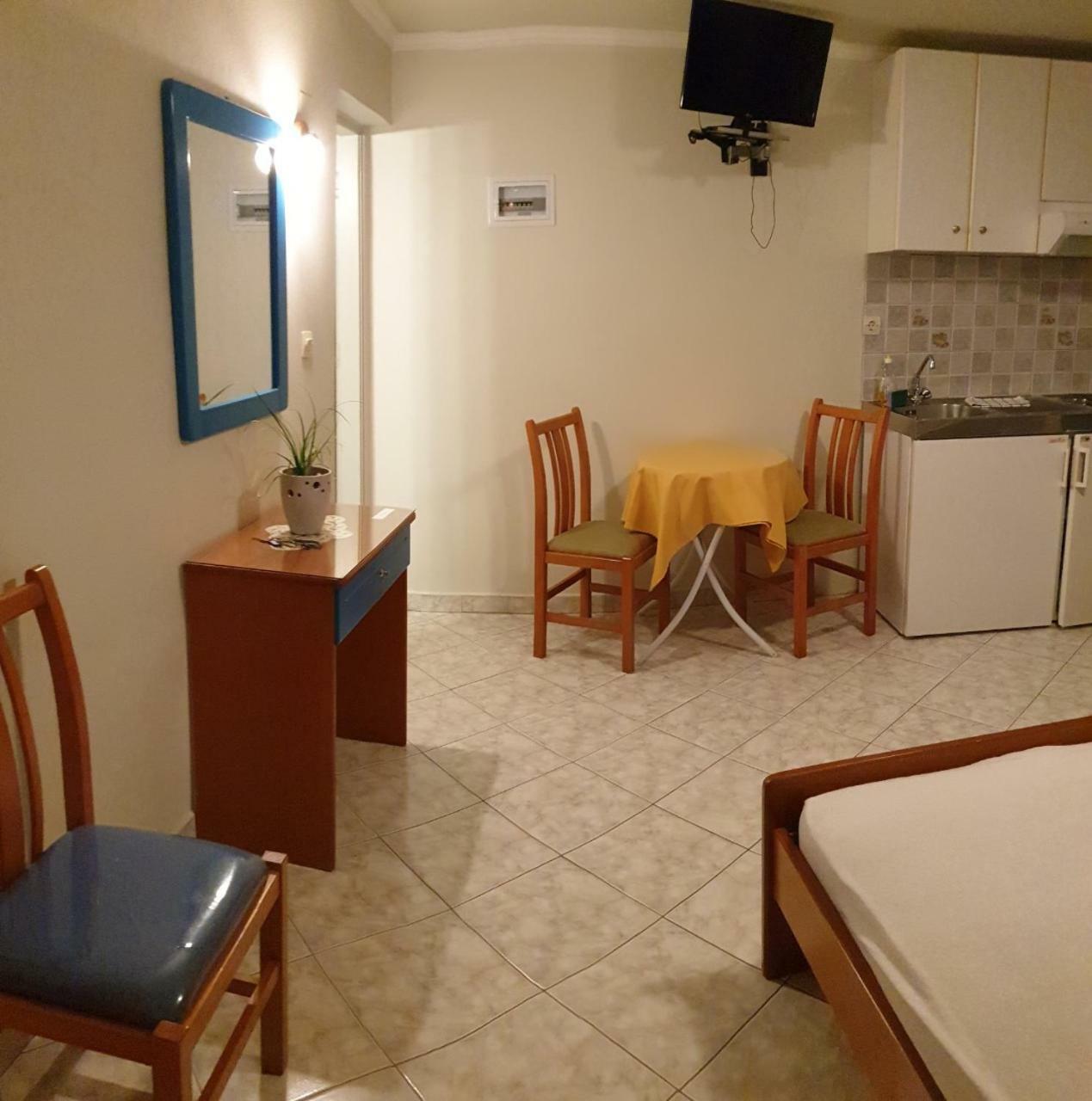 לואורדטה Epi Apartments מראה חיצוני תמונה